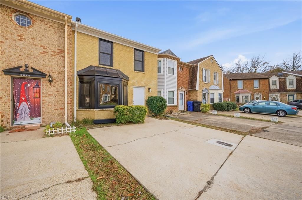 Photo of 4657 Merrimac Lane, Virginia Beach, VA 23455 (MLS # 10613132)