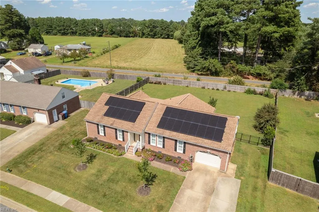 Chesapeake, Virginia 23322, United States, 4 Bedrooms Bedrooms, ,3 BathroomsBathrooms,Residential,Active,204999