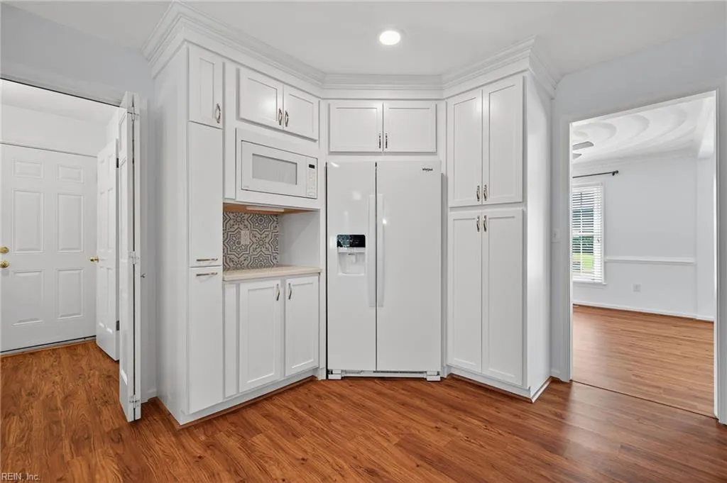 Chesapeake, Virginia 23322, United States, 4 Bedrooms Bedrooms, ,3 BathroomsBathrooms,Residential,Active,204999