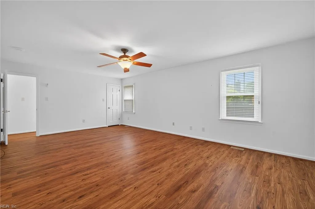 Chesapeake, Virginia 23322, United States, 4 Bedrooms Bedrooms, ,3 BathroomsBathrooms,Residential,Active,204999