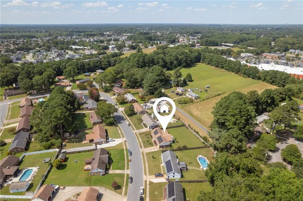 Chesapeake, Virginia 23322, United States, 4 Bedrooms Bedrooms, ,3 BathroomsBathrooms,Residential,Active,204999