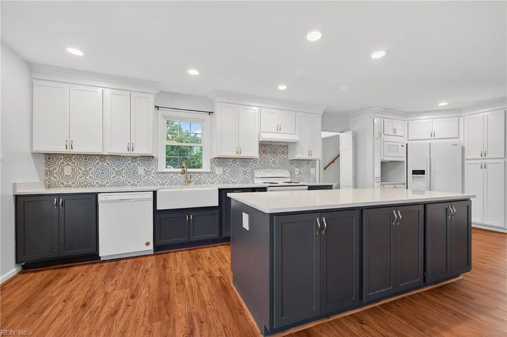 Chesapeake, Virginia 23322, United States, 4 Bedrooms Bedrooms, ,3 BathroomsBathrooms,Residential,Active,204999