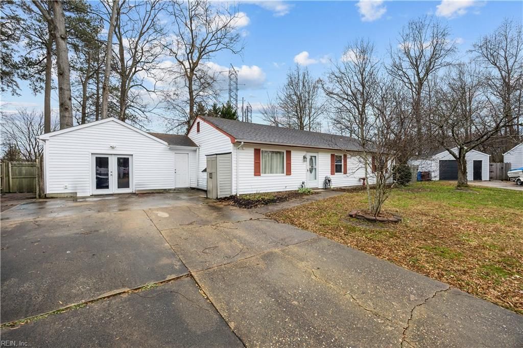 Photo of 1205 Bramblewood Court, Chesapeake, VA 23323 (MLS # 10614293)