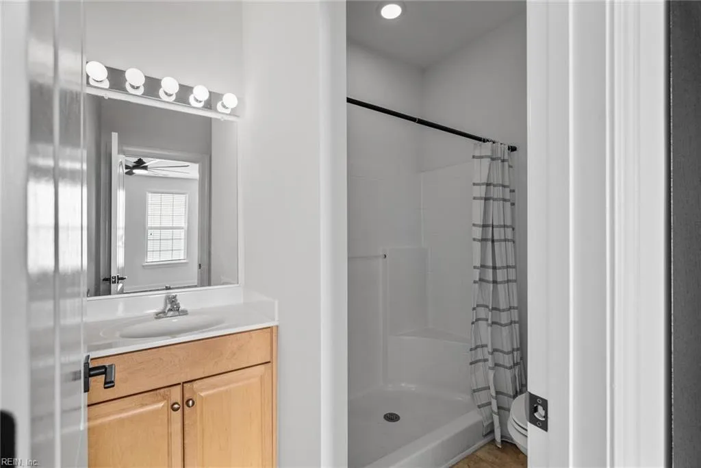 Virginia Beach, Virginia 23462, United States, 4 Bedrooms Bedrooms, ,4 BathroomsBathrooms,Residential,Active,12108