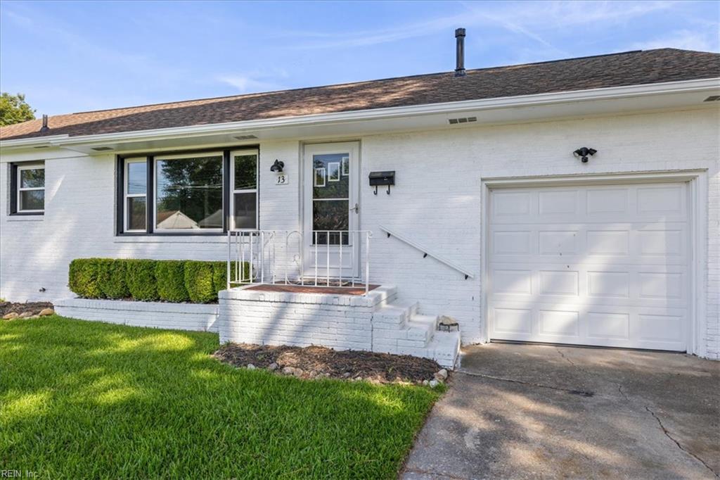 Photo of 13 Catalina Drive, Hampton, VA 23664 (MLS # 10653377)