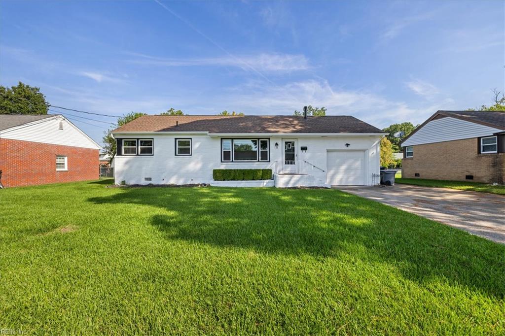 Photo of 13 Catalina Drive, Hampton, VA 23664 (MLS # 10653377)