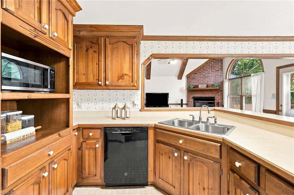 Photo of 3840 Long Point Boulevard, Portsmouth, VA 23703 (MLS # 10647513)