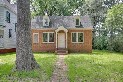 Photo of 450 Douglas Avenue, Portsmouth, VA 23707 (MLS # 10639644)