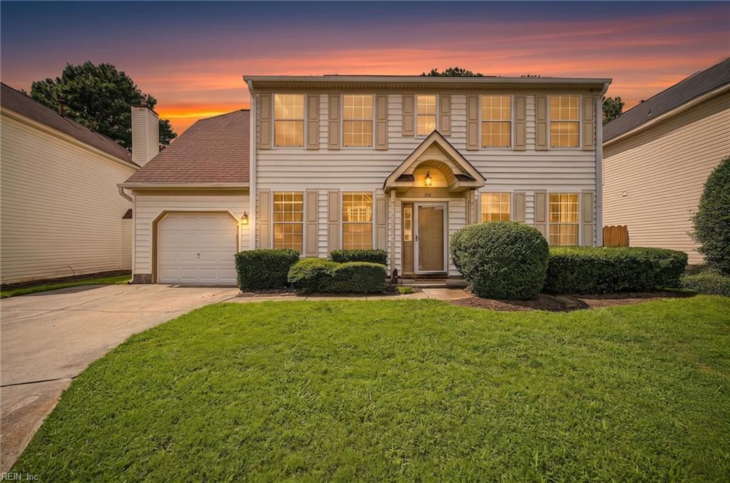 Photo of 320 Oak Lake Terrace, Chesapeake, VA 23320 (MLS # 10651839)