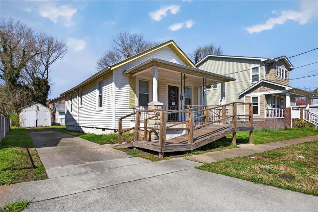 Photo of 3125 Dunkirk Avenue, Norfolk, VA 23509 (MLS # 10627162)