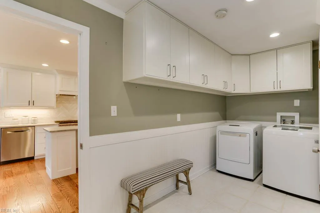 Virginia Beach, Virginia 23456, United States, 4 Bedrooms Bedrooms, ,3 BathroomsBathrooms,Residential,Active,97821