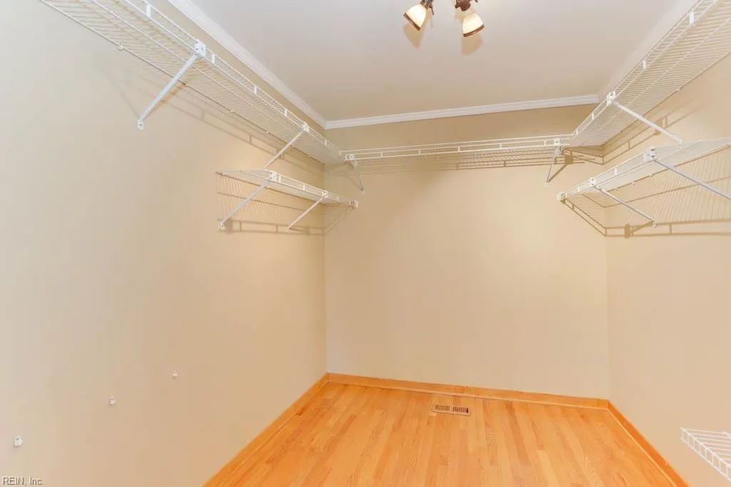 Virginia Beach, Virginia 23456, United States, 4 Bedrooms Bedrooms, ,3 BathroomsBathrooms,Residential,Active,97821