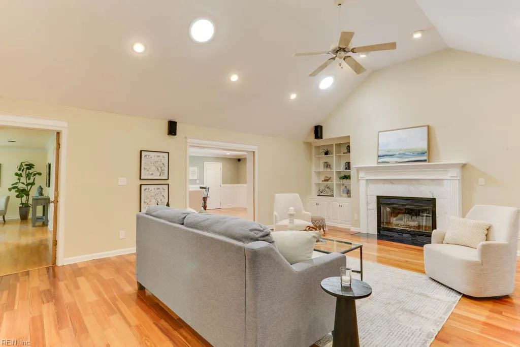 Virginia Beach, Virginia 23456, United States, 4 Bedrooms Bedrooms, ,3 BathroomsBathrooms,Residential,Active,97821