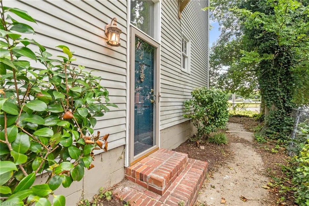 Norfolk, Virginia 23507, United States, 1 Bedroom Bedrooms, ,1 BathroomBathrooms,Residential,Active,201872