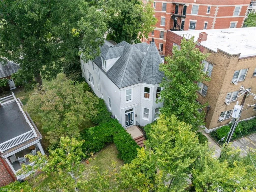 Norfolk, Virginia 23507, United States, 1 Bedroom Bedrooms, ,1 BathroomBathrooms,Residential,Active,201872