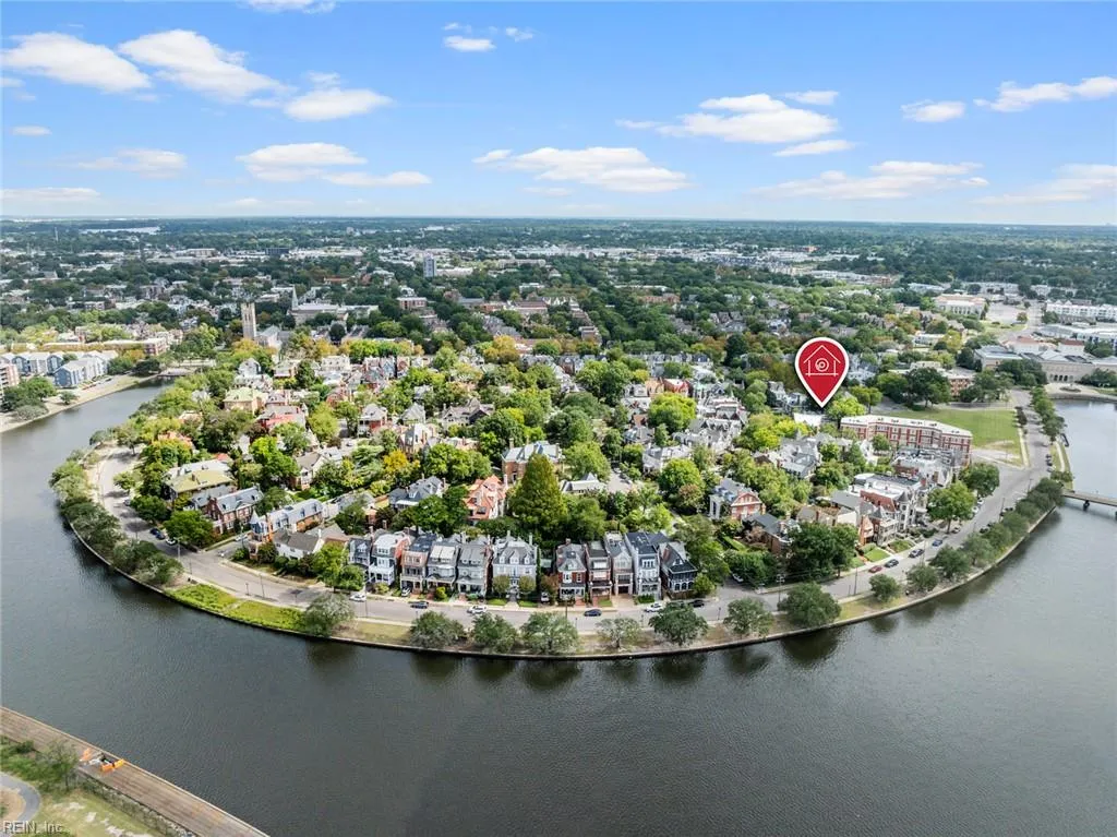 Norfolk, Virginia 23507, United States, 1 Bedroom Bedrooms, ,1 BathroomBathrooms,Residential,Active,201872