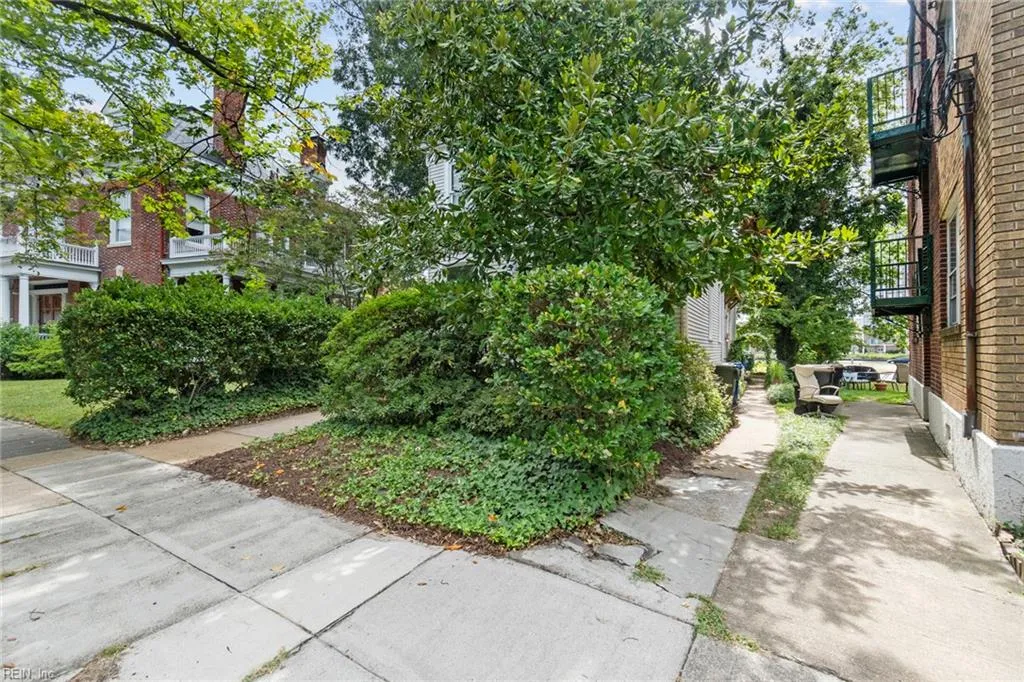 Norfolk, Virginia 23507, United States, 1 Bedroom Bedrooms, ,1 BathroomBathrooms,Residential,Active,201872