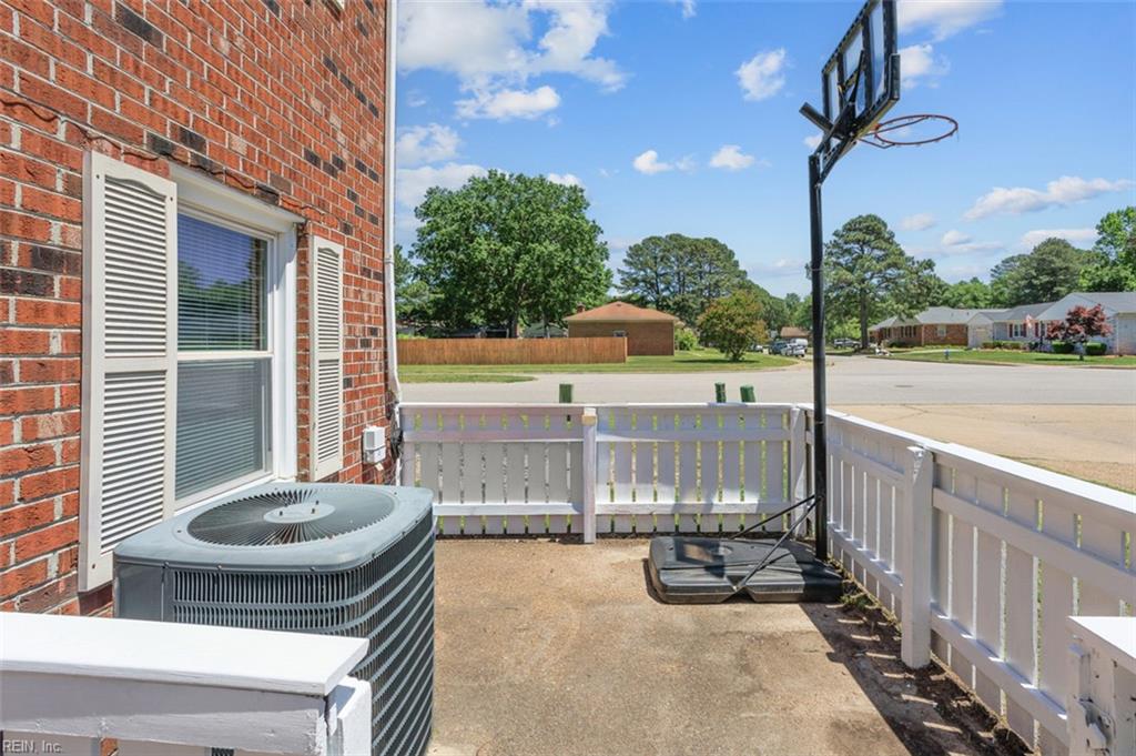Photo of 4300 Midhurst Lane, Chesapeake, VA 23321 (MLS # 10634666)