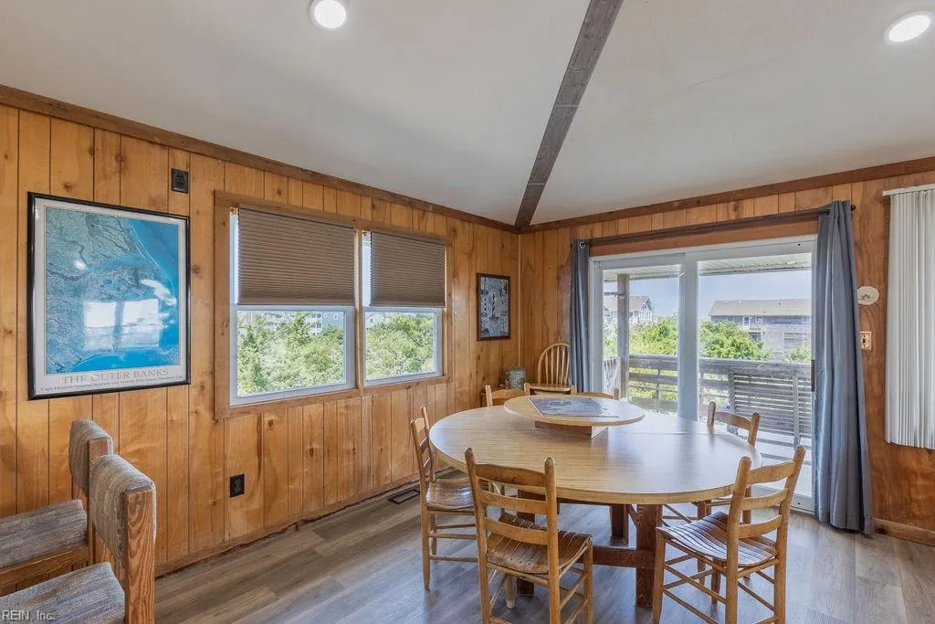 Salvo, North Carolina 27972, United States, 4 Bedrooms Bedrooms, ,2 BathroomsBathrooms,Residential,Active,18441