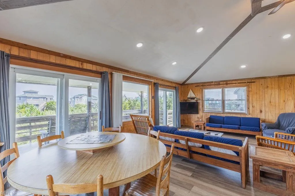 Salvo, North Carolina 27972, United States, 4 Bedrooms Bedrooms, ,2 BathroomsBathrooms,Residential,Active,18441