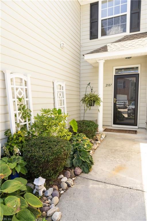 Photo of 2107 San Lorenzo Quay, Virginia Beach, VA 23456 (MLS # 10648239)