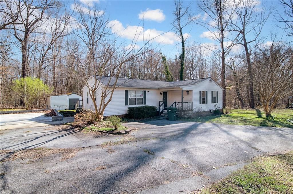 Photo of 124 Woodside Drive #Dr, Williamsburg, VA 23185 (MLS # 10624682)