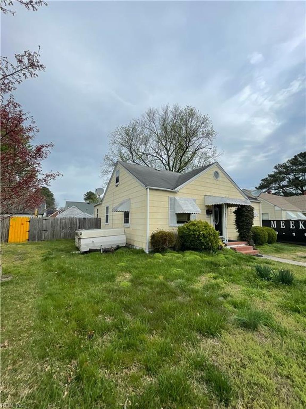 Photo of 206 Kelly Drive, Portsmouth, VA 23702 (MLS # 10626321)