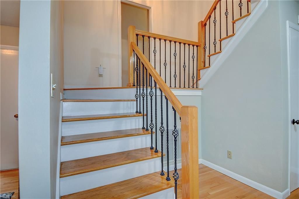 Photo of 1000 San Jose Court, Virginia Beach, VA 23456 (MLS # 10602450)