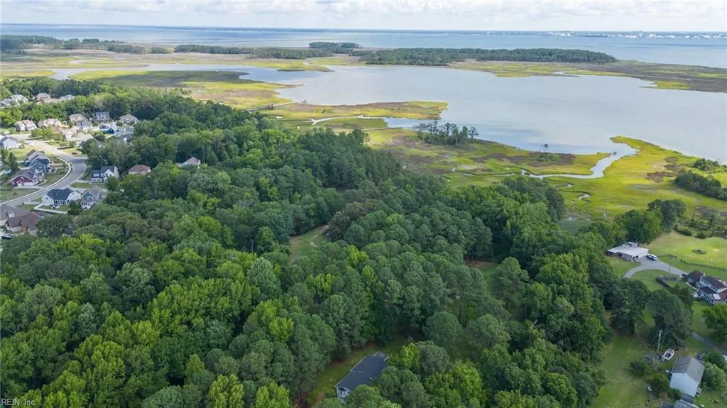 Carrollton, Virginia 23314, United States, 3 Bedrooms Bedrooms, ,3 BathroomsBathrooms,Residential,Active,6911