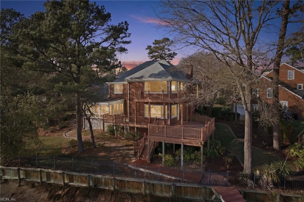 Photo of 1072 Downshire Chase, Virginia Beach, VA 23452 (MLS # 10622945)