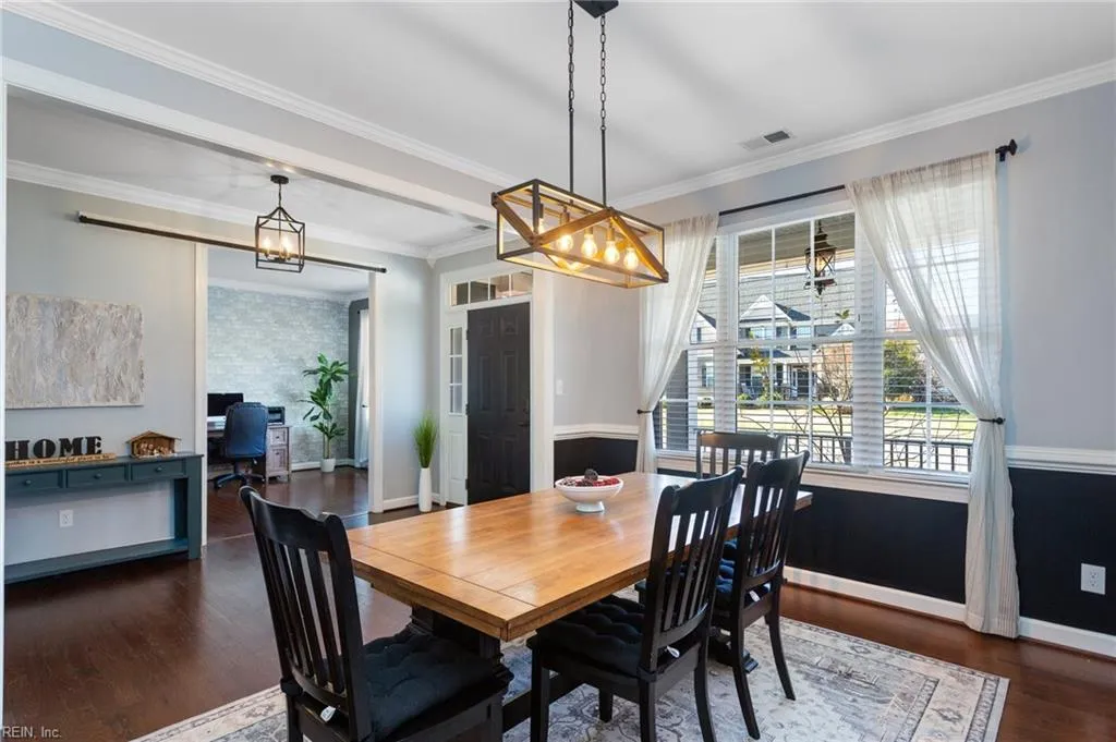 Carrollton, Virginia 23314, United States, 7 Bedrooms Bedrooms, ,5 BathroomsBathrooms,Residential,Pending,25600