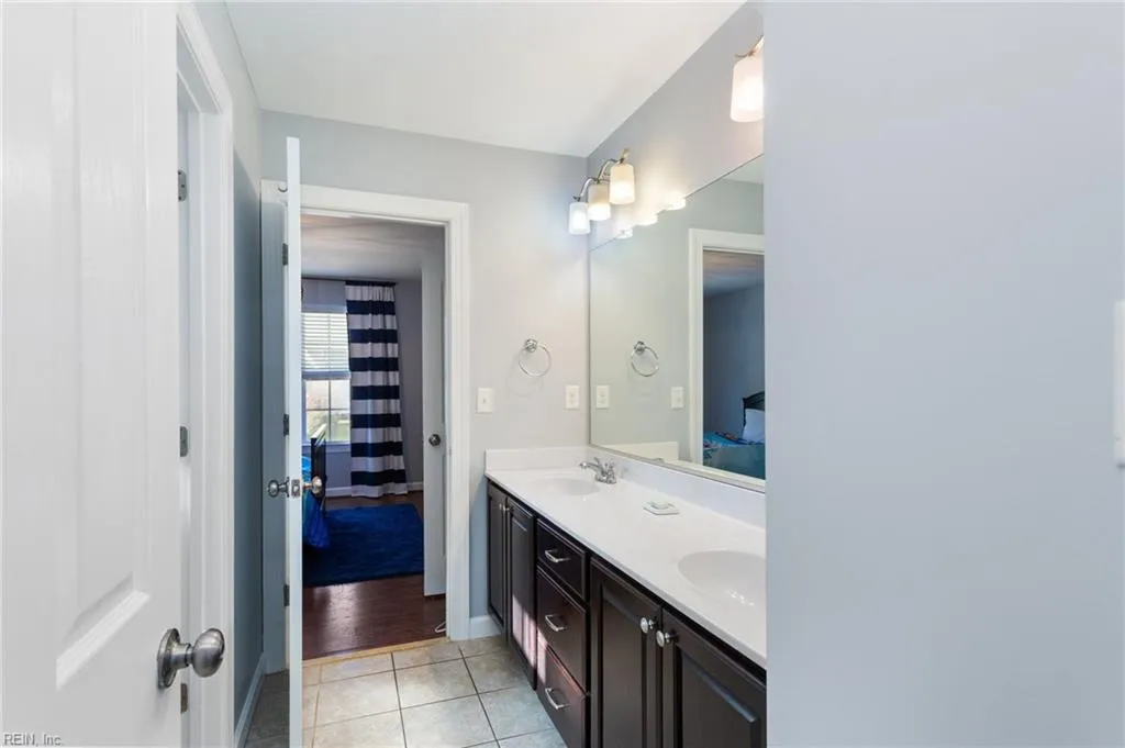 Carrollton, Virginia 23314, United States, 7 Bedrooms Bedrooms, ,5 BathroomsBathrooms,Residential,Pending,25600