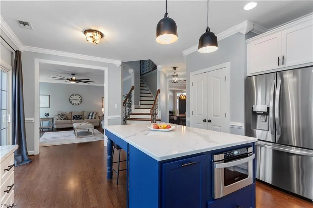 Carrollton, Virginia 23314, United States, 7 Bedrooms Bedrooms, ,5 BathroomsBathrooms,Residential,Pending,25600