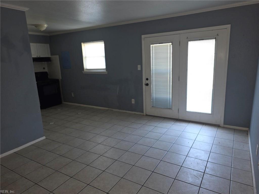 Photo of 1053 Dubose Drive, Norfolk, VA 23504 (MLS # 10657135)
