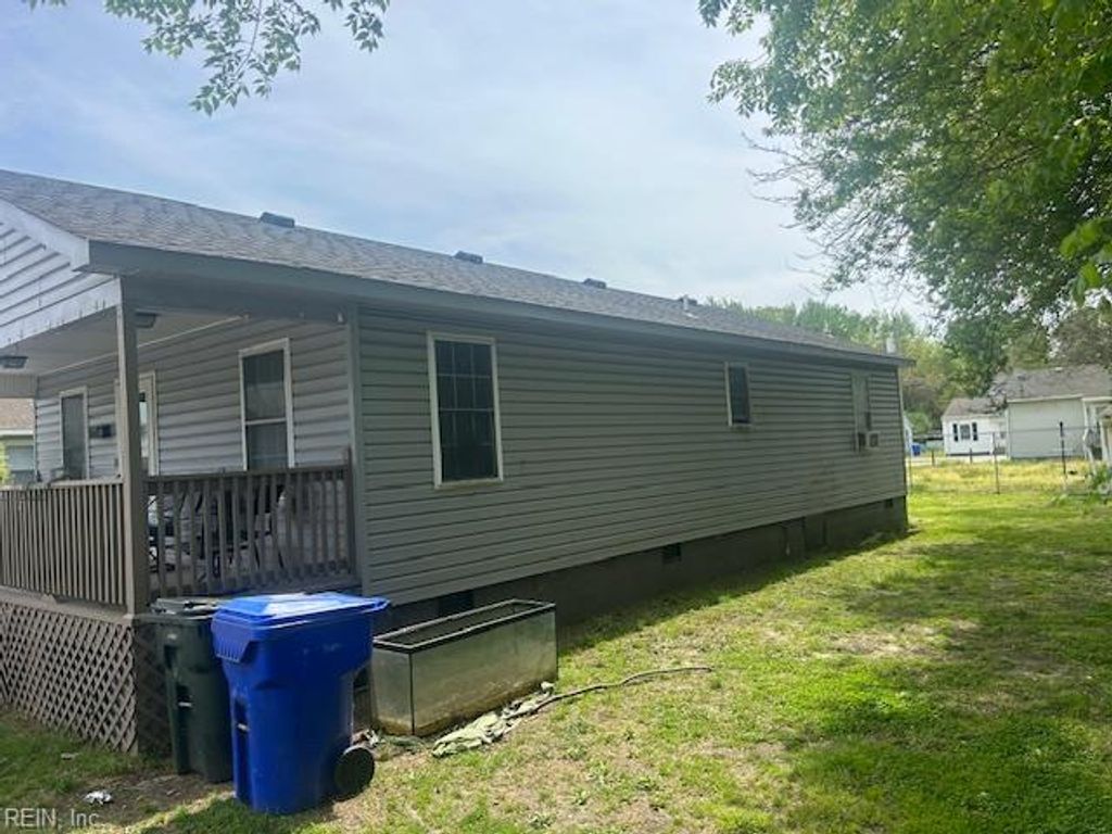 Photo of 413 Hunter Street, Suffolk, VA 23434 (MLS # 10629629)