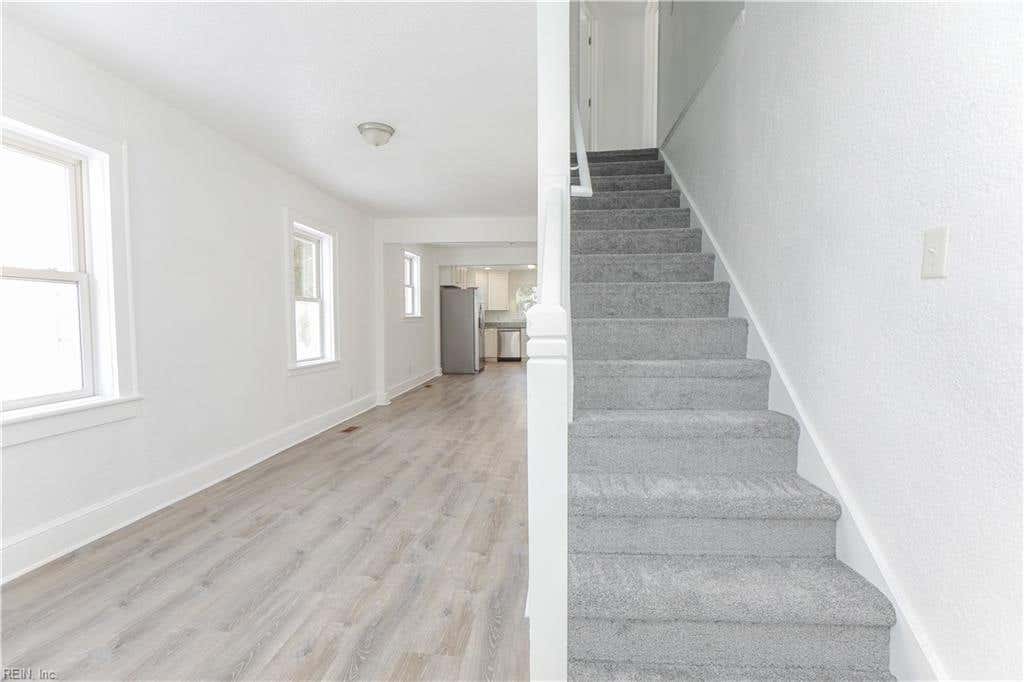 Photo of 1609 Richmond Avenue, Portsmouth, VA 23704 (MLS # 10642316)