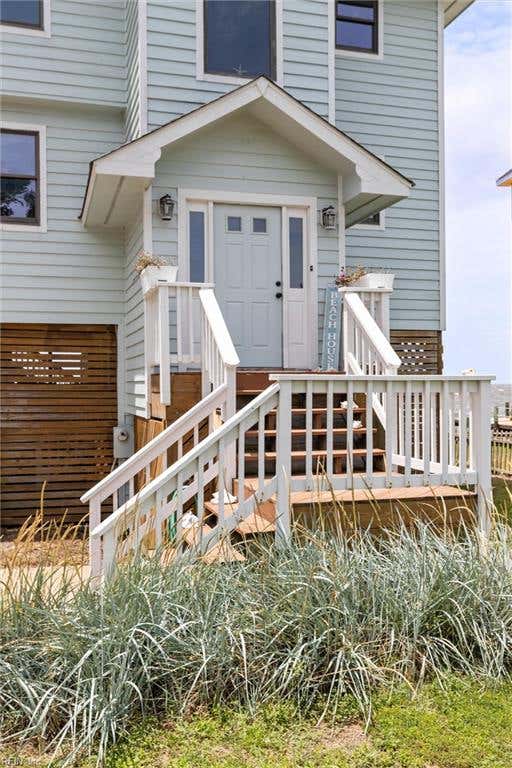 Photo of 2003 Harbor View Drive, Kill Devil Hills, NC 27948 (MLS # 10647323)