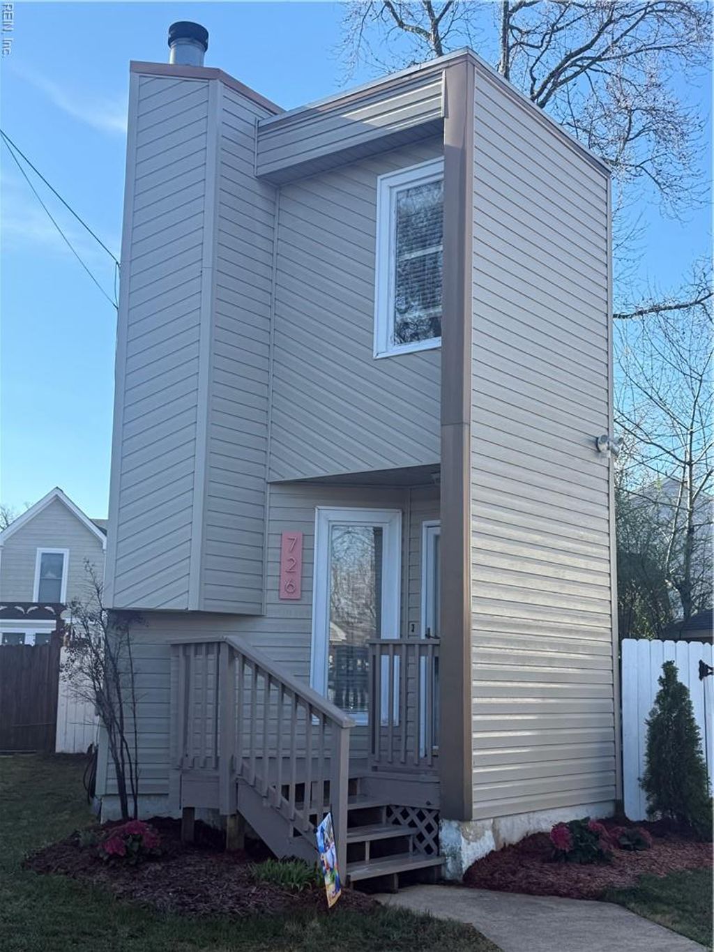 Photo of 726 Carolina Avenue, Virginia Beach, VA 23451 (MLS # 10625018)