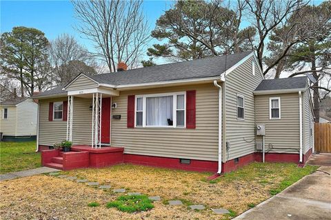 Photo of 405 Truman Circle, Portsmouth, VA 23701 (MLS # 10623589)