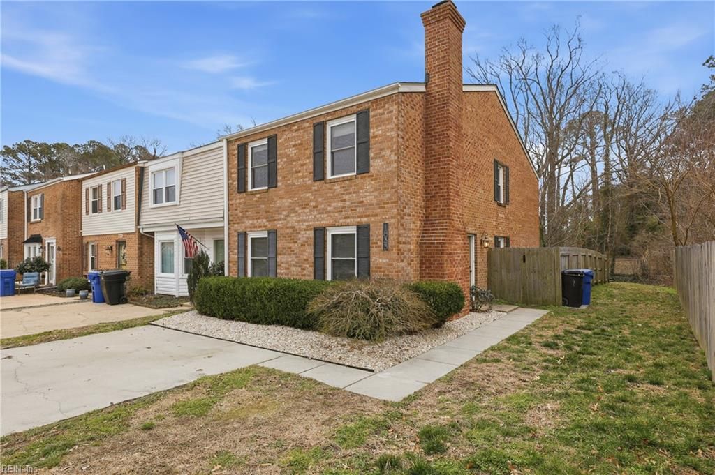 Photo of 1833 Durham W, Virginia Beach, VA 23454 (MLS # 10623358)