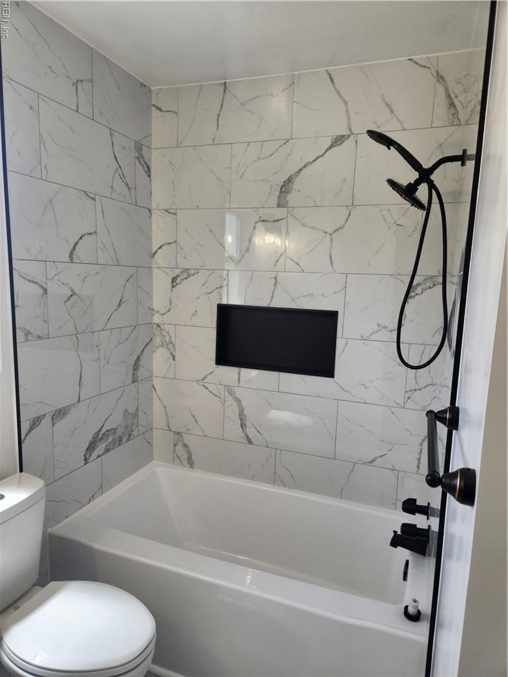 Photo of 7457 Hughart Street, Norfolk, VA 23505 (MLS # 10629895)