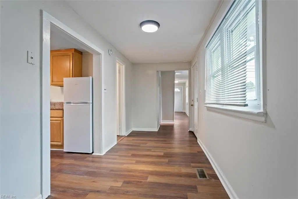 Hampton, Virginia 23669, United States, 3 Bedrooms Bedrooms, ,1 BathroomBathrooms,Residential,Active,193975