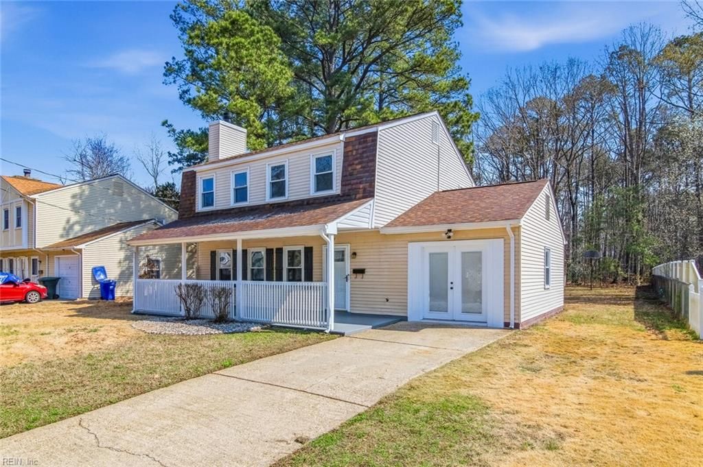 Photo of 20 Chowan Place, Newport News, VA 23608 (MLS # 10625296)