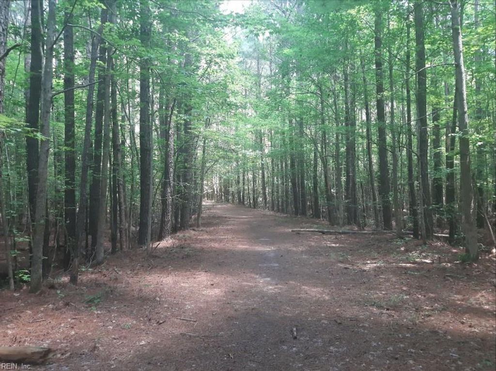 Photo of 6652 Blackwater Road, Virginia Beach, VA 23457 (MLS # 10614989)