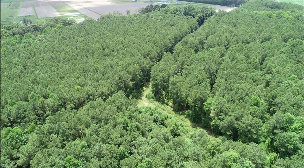 Photo of 6652 Blackwater Road, Virginia Beach, VA 23457 (MLS # 10614989)