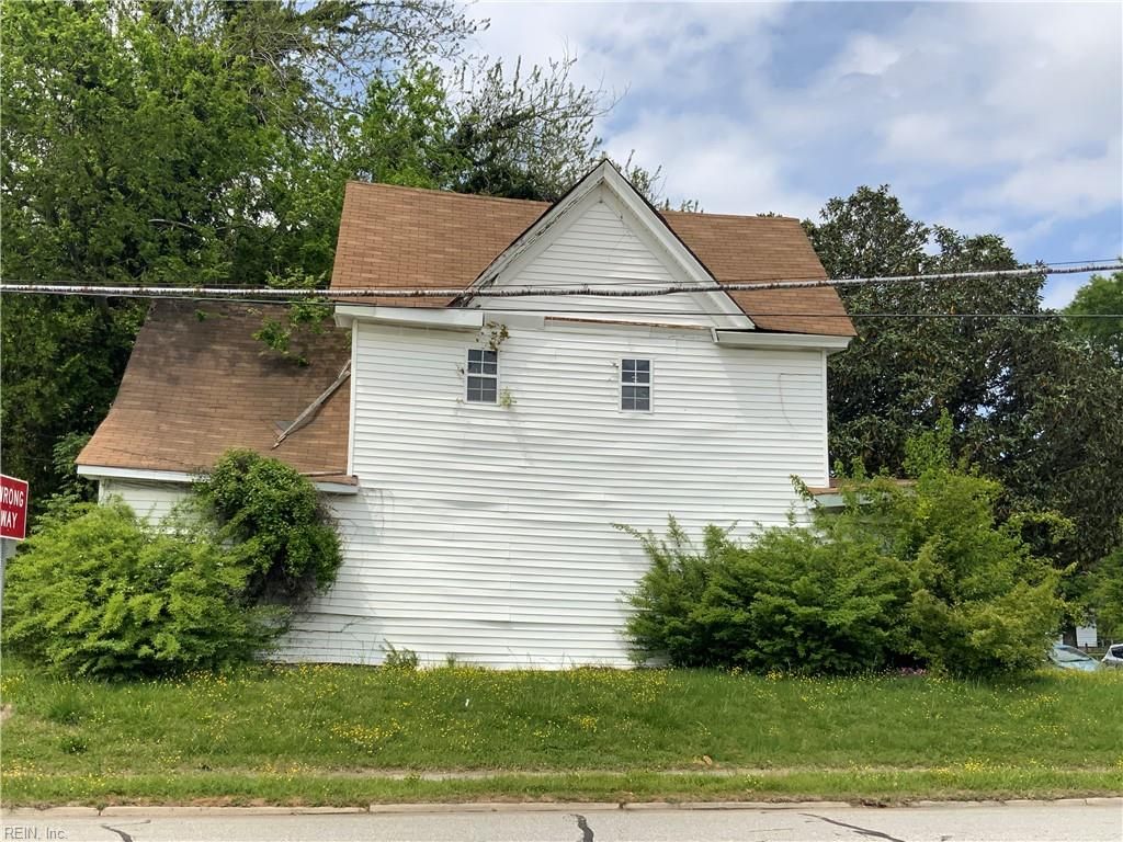 Photo of 2501 Parish Avenue, Newport News, VA 23607 (MLS # 10608506)