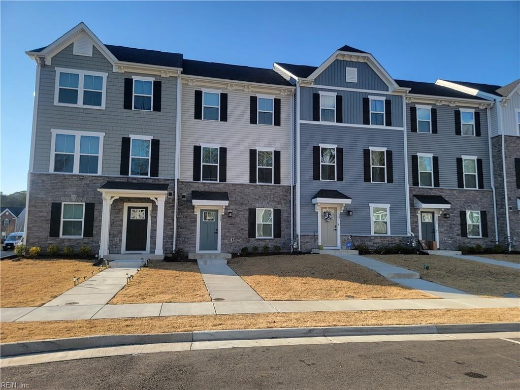 Photo of 129 Pocosin Path, Poquoson, VA 23662 (MLS # 10653744)