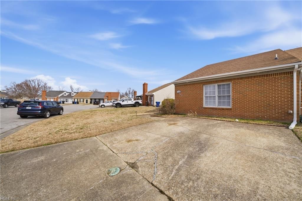 Photo of 1320 Pershing Court, Virginia Beach, VA 23453 (MLS # 10623284)