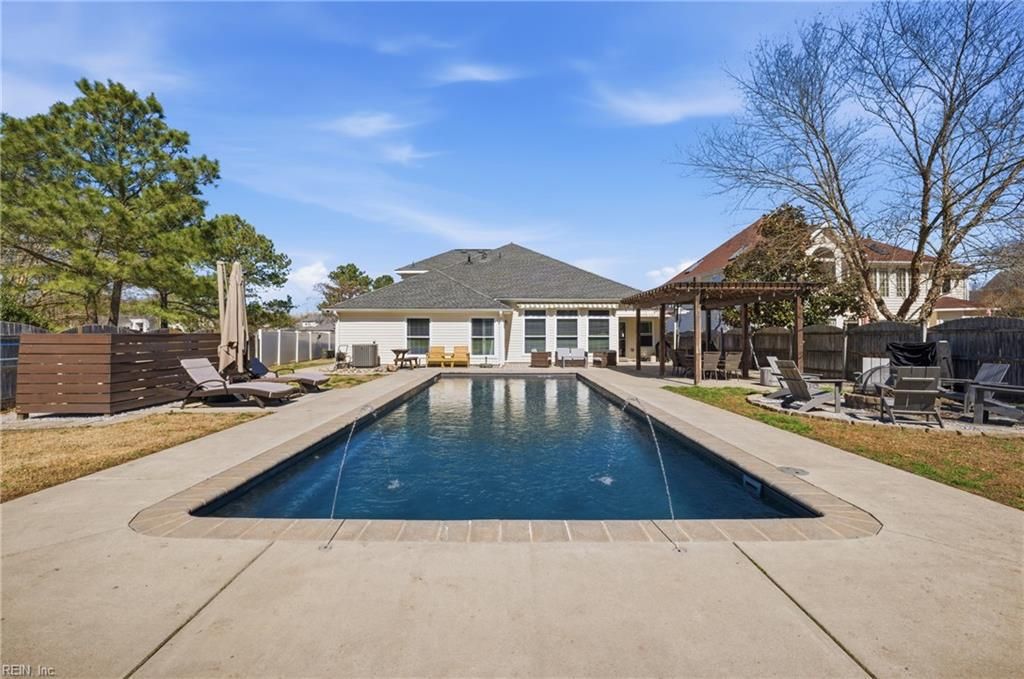 Photo of 2337 Edmenton Drive, Virginia Beach, VA 23456 (MLS # 10624822)