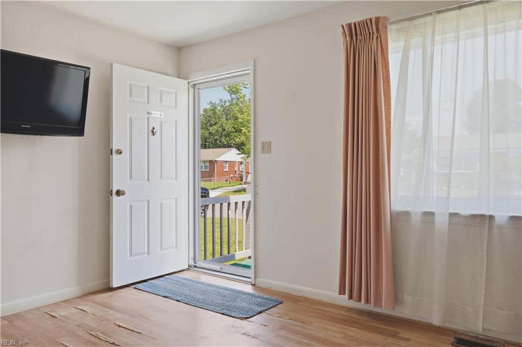 Photo of 3020 Elbyrne Drive, Chesapeake, VA 23325 (MLS # 10641478)